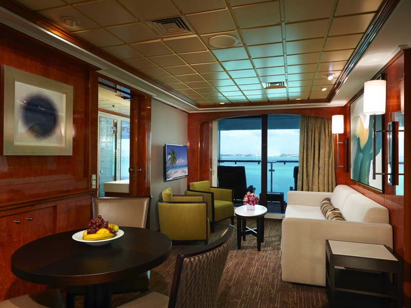 2-Bedroom Deluxe Family Suite with Balcony